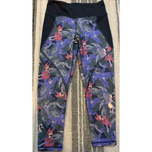 Patagonia Centered Cropped Legging Smolder‎ Blue Abstract Jungle Size Small